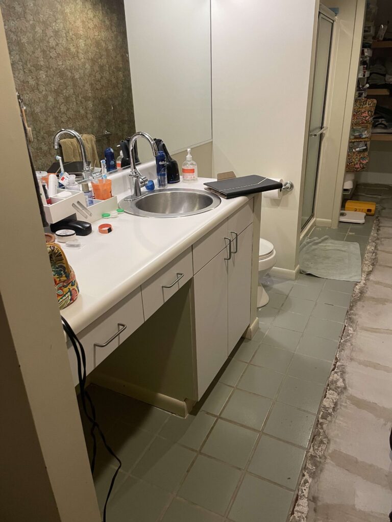 Cincinnati bathroom remodel - Before - Vanity