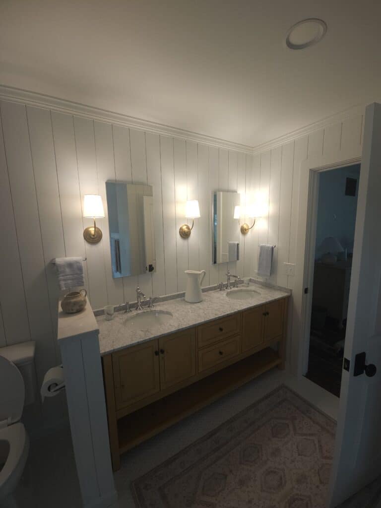 Milford OH home addition - vanity