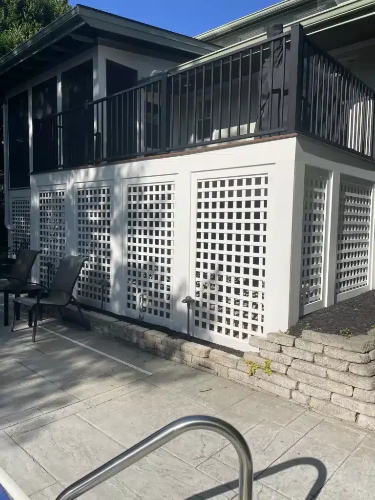 Deck & screen porch Cincinnati - Lattice