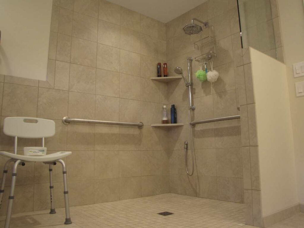 Wheelchair accessible wetroom