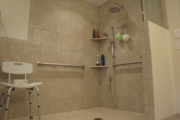 Wheelchair accessible wetroom